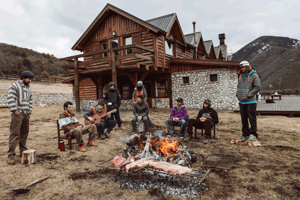 Asado for the competitors at the lower lodge © luis vidales - red bull content pool