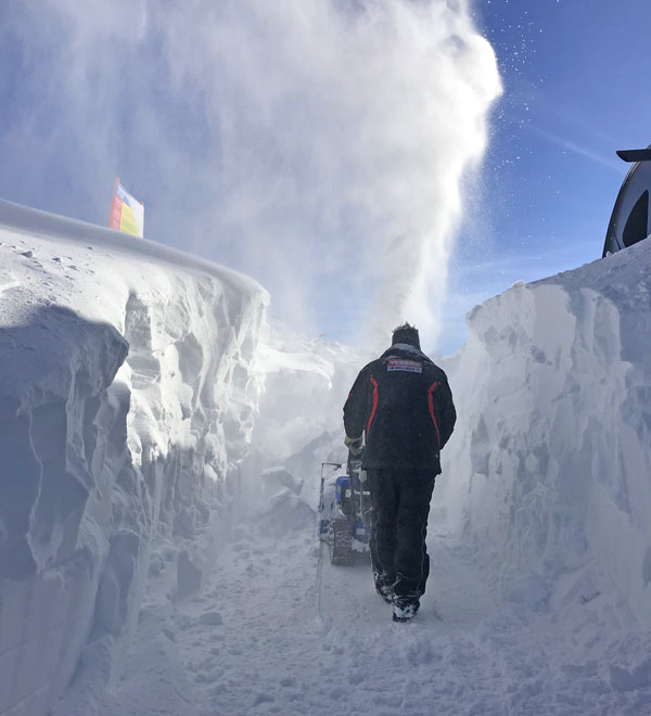 Snow clearing at Verbier