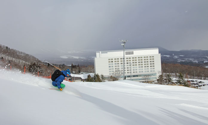 Ski back to hotel Shizukuishi Ski Resort