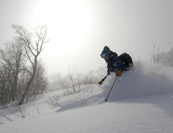 Powder skiing Shizukuishi Ski Resort