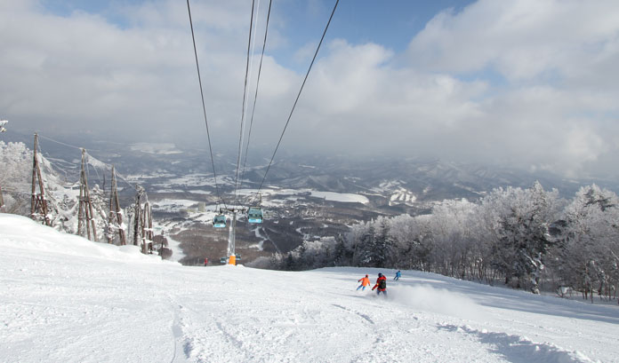 Appi is one of the best options for a JR East Pass ski trip