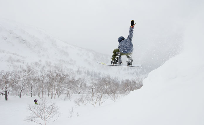 Snowboarding the trees at Asahidake, Hokkaido