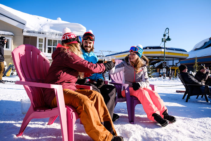 Aprés ski beers at Big White Ski Resort