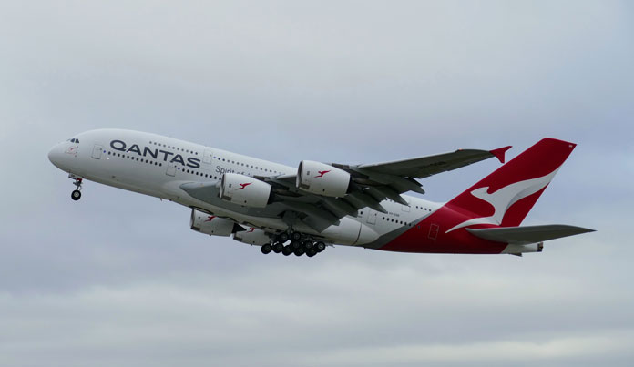 First Qantas A380 to return flying back from Dresden