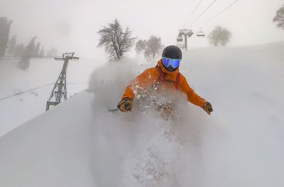 Skiing the Gulmarg