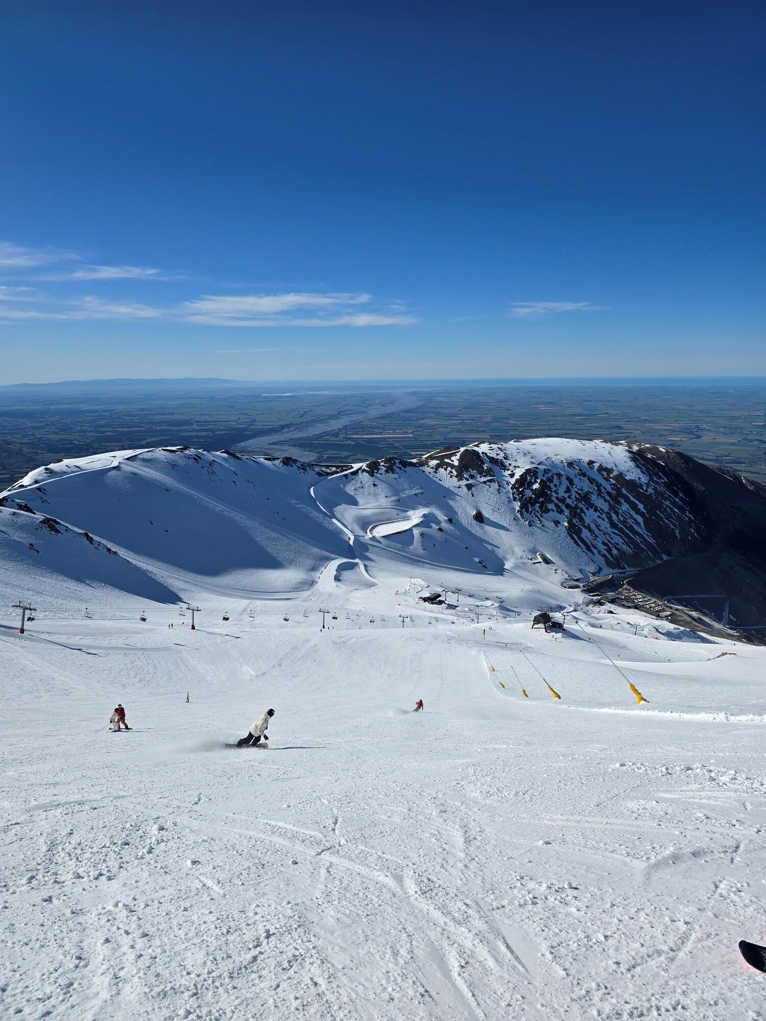 Skiing at Mt Hutt